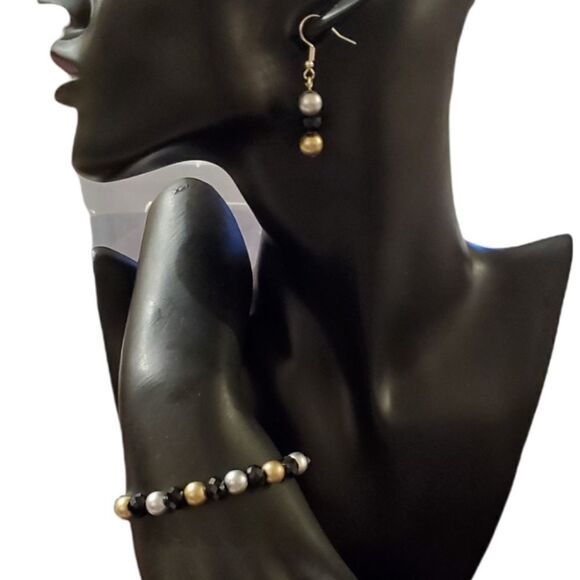 NEW GOLD SILVER BLACK BEADED EARRINGS AND BRACLET SET - Picture 1 of 7